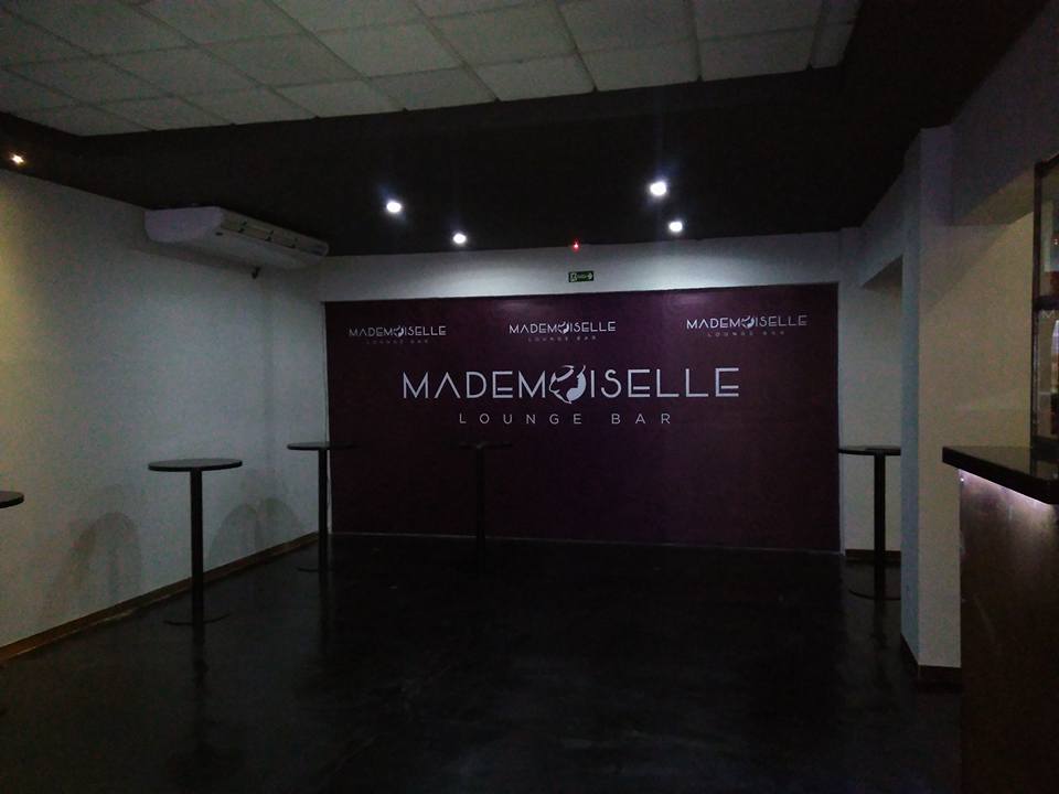 Mademoiselle Lounge Bar - Guaratinguetá
