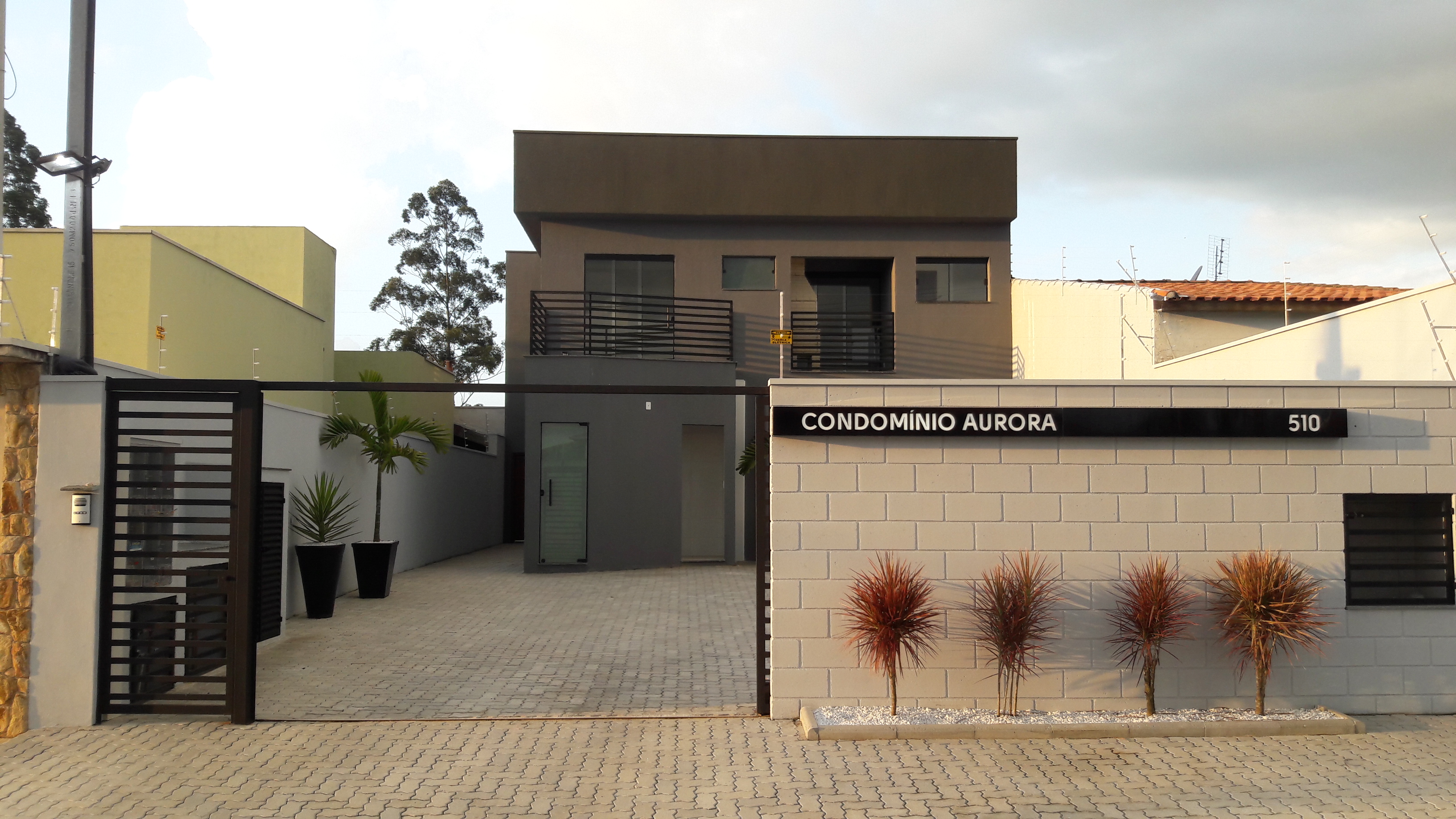 CONDOMÍNIO AURORA - Residencial Village Santana - Guaratinguetá